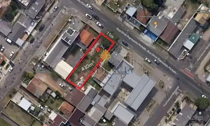 Terreno à venda, 440 m2 por R  999.000 - Xaxim - Curitiba PR