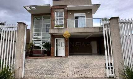 Sobrado com 3 Suítes à venda, 230 m2 por R  2.499.000 - Brejatuba - Guaratuba PR