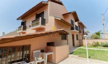 Sobrado com 3 dormitórios à venda, 175,47 m2 por R  960.000,00 - Santo Inácio - Curitiba PR