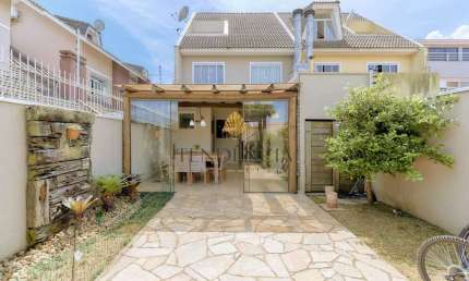 Sobrado com 4 quartos à venda, 230 m2, SÃO BRAZ, CURITIBA - PR