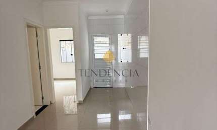 Casa com 2 dormitórios à venda, 44 m2, SÍTIO CERCADO, CURITIBA - PR