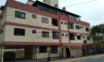 Kitnet / stúdio para alugar na rua antônio heil, 427, canasvieiras, florianópolis por r$ 1.600