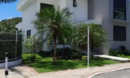 Casa com 4 quartos à venda na avenida luiz boiteux piazza, 4500, cachoeira do bom jesus, florianópolis, 220 m2 por r$ 2.700.000