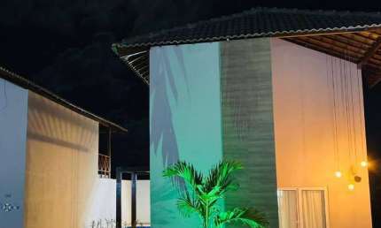 Casa c/primeiro andar, c/3 quartos suítes, piscina privativa, em cond., Praia dos Carneiros