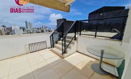 Vendo Apartamento Cobertura Duplex completamente reformada por decorador renomado  espaço gourmet com churrasqueira, piscina  e vista mar.