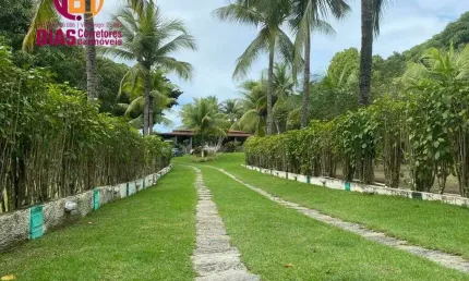 Sítio à venda  com 10.000m² com casa sede com piscina em Barra de Jacuípe com 5/4 , suítes  - Praia e Rio