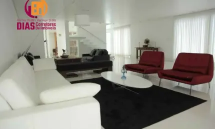 Vendo Casa no Alphaville II com 02 lotes na melhor Localização com 5 suítes , piscina privativa, área verde em projeto do melhor Arquiteto para vc morar na casa dos seus sonhos Alto Padrão