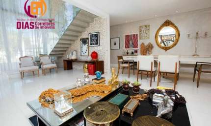 Alugo casa em Alphaville I mobiliada e decorada por Decorador renomado com 4 suítes completas, sendo 01 suíte térrea em condominio Clube com total infraestutura