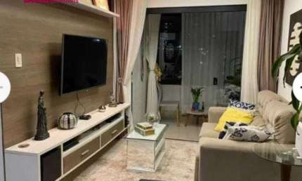 Vendo em oportunidade  lindo apartamento  reformado com 80m2, nascente,  3/4, sendo 1 suíte, em condomínio  com total  infraestrutura no Stiep  - Salvador