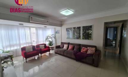Vendo Apartamento nascente  com 120m2 reformado com porteira fechada 3/4, 1 suíte,  mobiliado e decorado, dependência de empregada completa,  1 vaga coberta,  condomínio fechado no Costa azul- Salvado