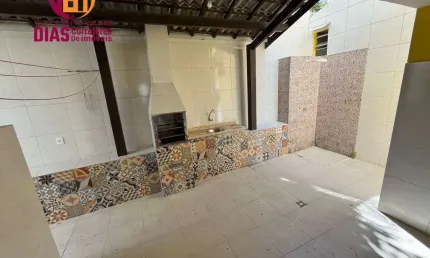 Vendo em Super Oportunidade Casa nascente em Condomínio com 128m2, 3/4, suíte, jardim, garagem  - Stella  Maris - Salvador/BA.