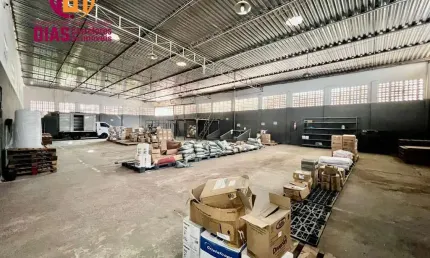 Casa comercial para alugar na Rua Jaciara Ferreira Freitas, Itingá, Lauro de Freitas