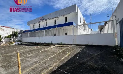Casa comercial à venda na Rua Vereador Jone Kiss, Itingá, Lauro de Freitas