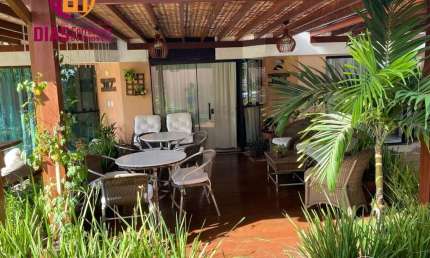 Alugo em exclusividade casa triplex  com 3/4, 2 vagas no Condomínio Veredas do Atlântico na Orla de Patamares , Salvador/BA