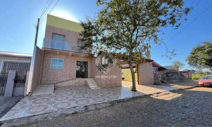 Casa Térrea em Uvaranas + Sobrado Comercial para Escritório