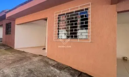 Casa situada em um Residencial na região do Bairro Vila Nery
