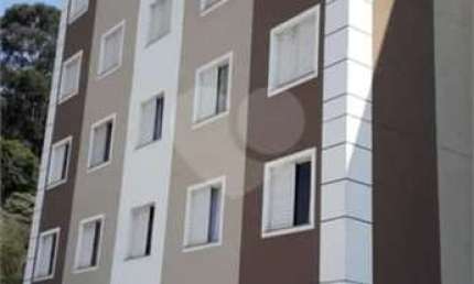 Apartamento em Pq Pinheiros - Taboão da Serra: 52M², R$270k.