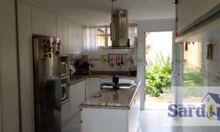 Casa de luxo em Jardim Guedala - SP: 600m², 4 dormitórios, 1 suíte, 7 banheiros. Venda por R$ 2.800.000 e locação por R$ 15.000.
