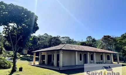 Oportunidade! Sítio em Bragança Paulista: 6 quartos, 2 suítes e 4 banheiros por R$ 2,9 milhões