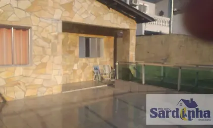 Venda de  Sobrado e 1 casa térrea em Taboão da Serra