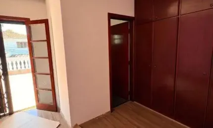 Sobrado à Venda e Locação na Vila Sônia, 3 Dorms, 200m² – SP
