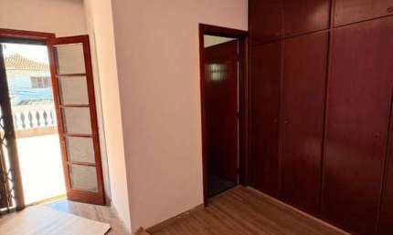 Sobrado à Venda e Locação na Vila Sônia, 3 Dorms, 200m² – SP