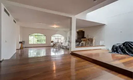 Casa com 5 quartos à venda na Rua Robélia, 544, Jardim Prudência, São Paulo