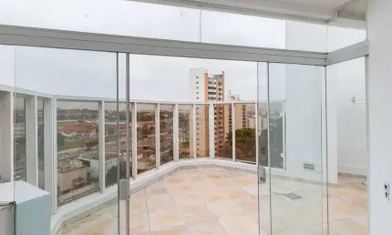 Cobertura em Moema com 4 quartos, sendo 3 suítes, 400m² R$ 3.880.000,00