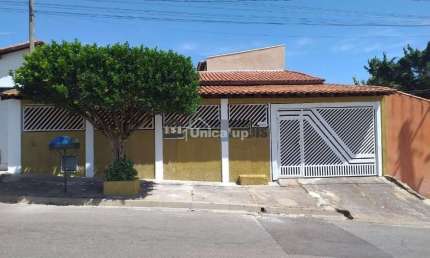 Casa para Venda no bairro Residencial Faculdade140,40 m , 3 dorm, 1 vagas, 132,40 m,