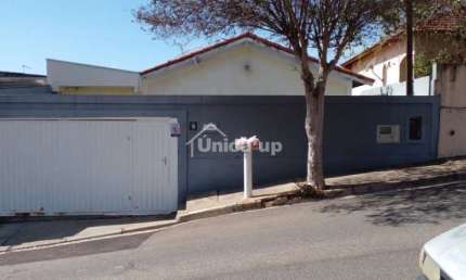 Casa para Venda no bairro Centro, 3 dorm, 3 vagas, 133 m2, terreno 300 m2