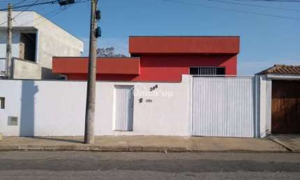 Sobrado para Venda no bairro Jardim Oreana, 3 dorms, 1 suíte, 4 vagas, 170 m, 315 m2 de terreno