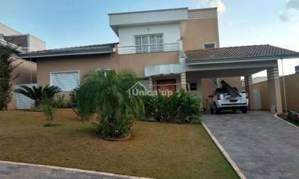 Sobrado em Condomínio para Venda no bairro Flora Ville, 3 dorm, 1 suíte, 4 vagas, 3 Salas sendo 1 sala Mezanino, Area Construida 255 m,  Terreno 510 m