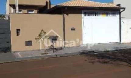 Casa para Venda no bairro Recanto das Primaveras I, 2 dorm, 1 suíte, 2 vagas, 110m2 m, 250m2 m