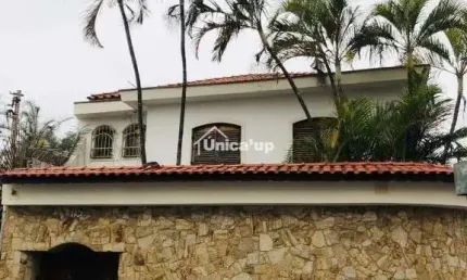 Casa (sobrado) para locação, 3 dorm(s), 3 suite(s), 7 vaga(s), 278m² area construida.