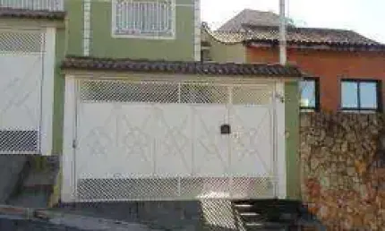 Casa com 3 dormitórios à venda, 115 m² por R$ 649.000,00 - Jardim América - Guarulhos/SP