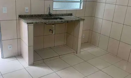 Casa com 1 dormitório para alugar, 25 m² por R$ 750,00/mês - Jardim São Domingos - Guarulhos/SP