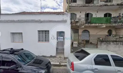 Casa em Vila Resende  -  Caçapava -  Casa a venda no centro de - Caçapava/SP  Excelente imóvel para comércio no centro de Caçapava - 3 dormitórios - sala; - cozinha; - Banheiro  - Quintal espaçoso com