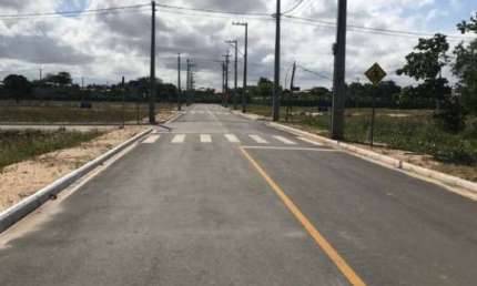 Terreno plano à venda em Cond. fechado, 160 m² por R$ 130.000 - Arembepe - Camaçari/BA
