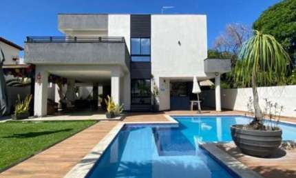 Casa com 5 suítes à venda, 500 m² por R$ 2.700.000,00 - Guarajuba - Camaçari/BA
