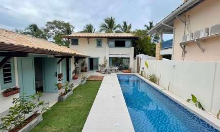Casa com 7 dormitórios à venda,  por R$ 3.800.000 - Praia do Forte - Mata de São João/BA
