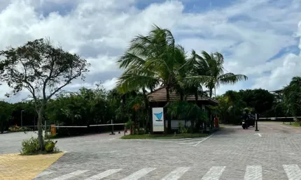Terreno à venda, 630 m² por R$ 2.000.000 - Condomínio Piscinas Naturais - Praia do Forte