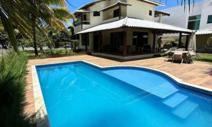 Casa alto padrão à Venda em Guarajuba. Vista lago espetacular! Cond.  Paraíso dos Lagos