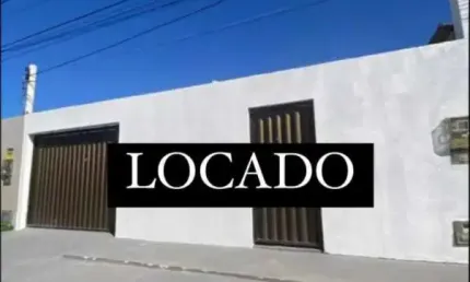 Casa 3/4 sendo 2 suítes, garagem para 3 carros. Loteamento Villarejo- Arembepe