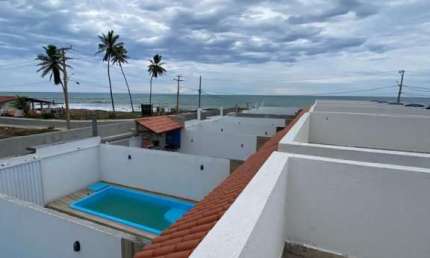 Não perca a oportunidade de possuir uma casa de frente para o mar na deslumbrante praia de Arembepe.