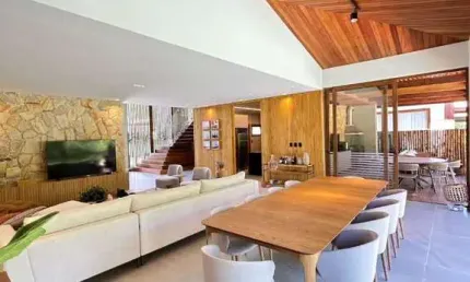 Casa de alto padrão (VENDA PORTEIRA FECHADA) com 5 dormitórios à venda, 526 m² por R$ 4.950.000 - Praia do Forte - Mata de São João/BA