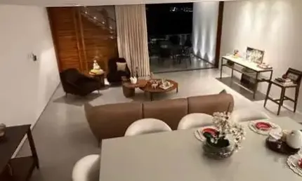 Casa  à Venda no Renomado Condomínio Alphaville 2 Salvador