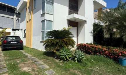Apresentamos uma excelente oportunidade de adquirir uma casa no condomínio Vale Verde, localizado em Abrantes.