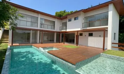 CASA MARAVILHOSA À VENDA NO CONDOMÍNIO ILHA DOS PÁSSAROS – PRAIA DO FORTE