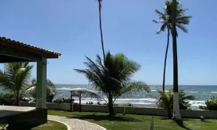 Oportunidade! Village pé na areia na Praia do Piruí