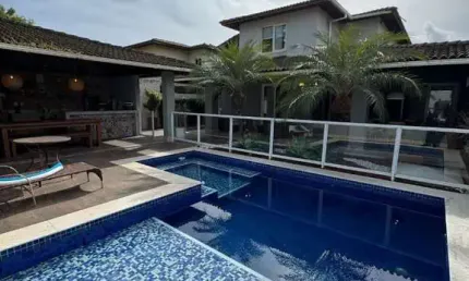 Belíssima casa a venda no Condomínio Verdes Mares em Jaguaribe-Salvador
